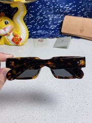 JACQUES Thick-Frame Sunglasses (Unisex)