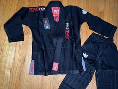 UFC Gym Gi uniform Size M0 Youth KNGZ Jiu Jitsu BJJ Brazilian MMA Black 100% cot