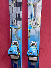 🔥 K2 Superstitious Womens 160cm All-Mountain SKIS Marker Integrated Bindings ⛷️