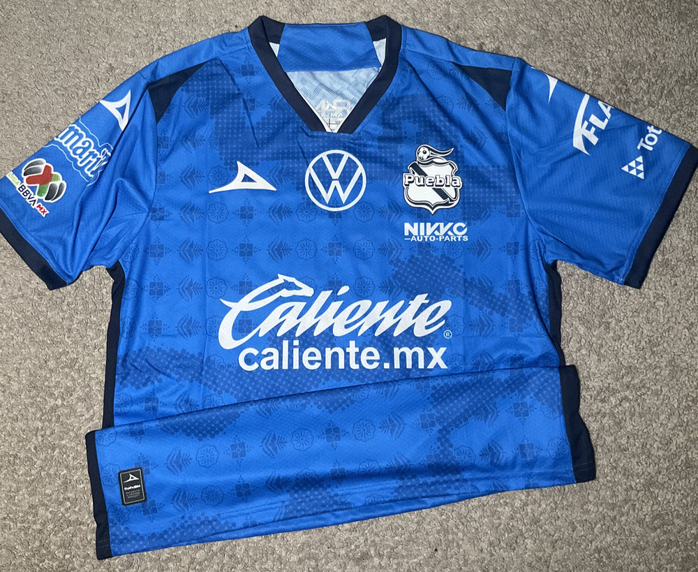 A25 Club Puebla FC (S,M,L,XL,2XL,3XL,4XL)