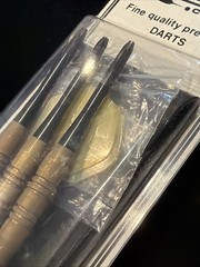 Vintage Target Brass Darts 20g Made in England with Classic Leather Case