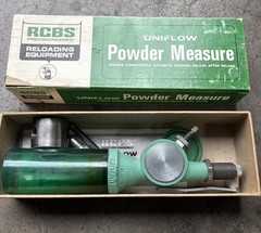 RCBS Uniflow Powder Measure Combo w/ Both large And Small cylinders W/ Bracket