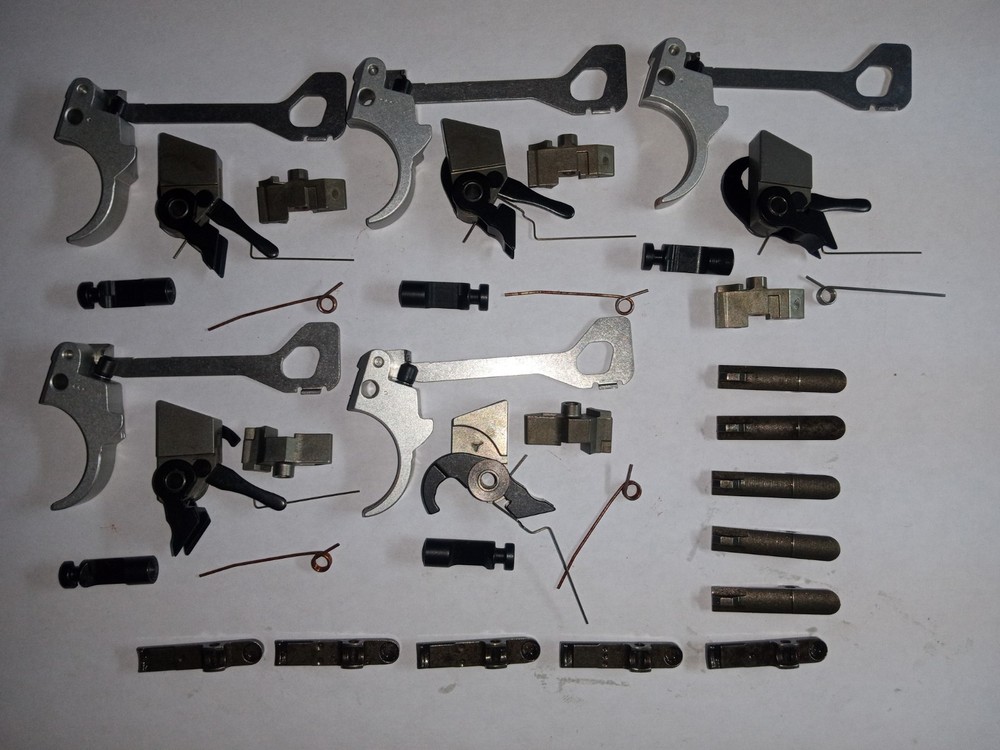 Lot Of 50 Gun Parts, Ruger MKIV .22 LR Parts & 10 Unknown 5.56mm .223 Extractors