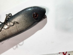 Musky Lure 12&Prime; wood Maker Unknown