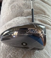 NEW IN PLASTIC Titleist GT3 Driver 10.0° RH Stiff HZRDUS w/ headcover