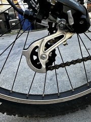 Trek 3700 Mountain Bike 26 in Wheels 17 in Frame 21-Speed V-Brake Kickstand