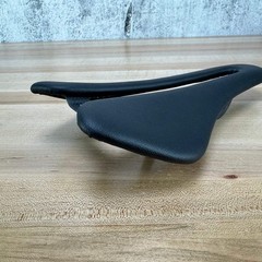New Takeoff Berk Dila 2x Padded Artificial Leather 7x9mm Carbon Rails 140 Saddle