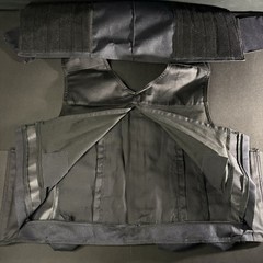 Elbeco Tactical Carrier Size Medium Black w/Magazine & Radio Pouches & Waistband