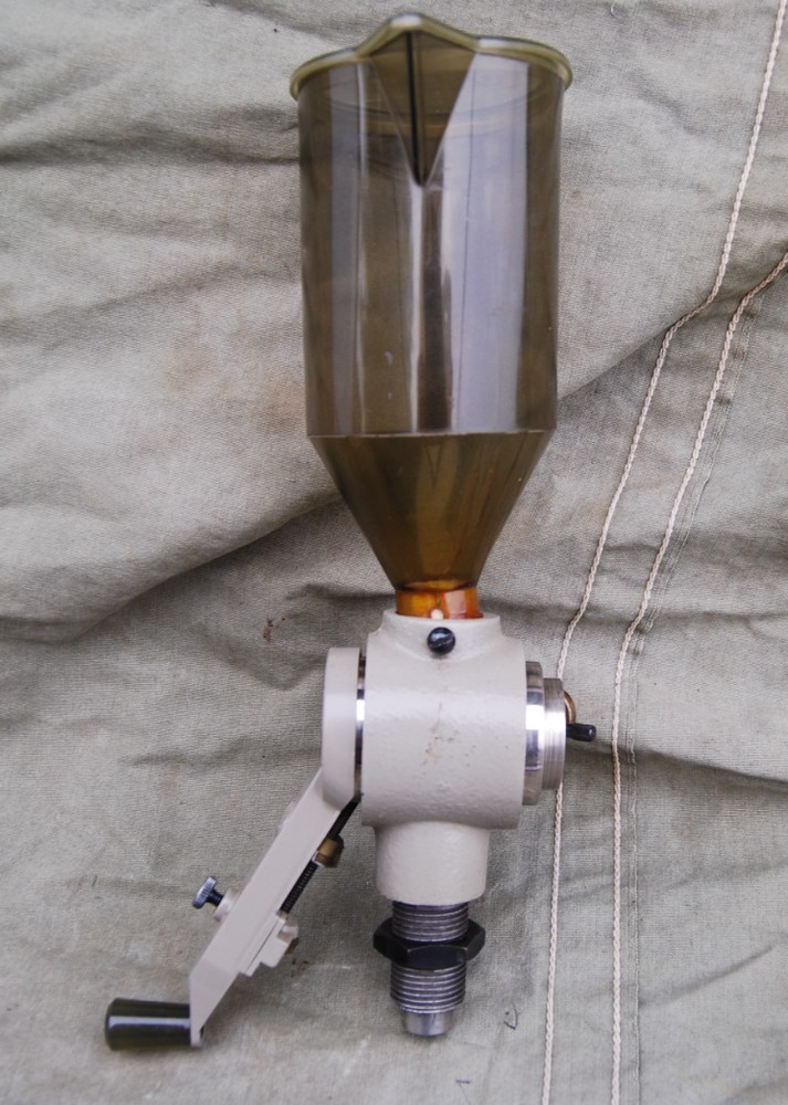 OHAUS MODEL 7200 DU-O-MEASURE POWDER MEASURE