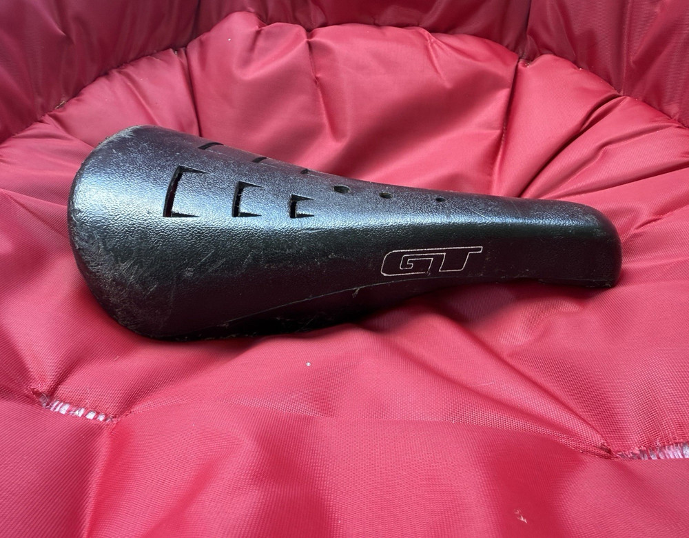 GT Viscount 2188 BMX Bike Saddle/Seat Black Plastic/Steel