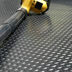 Home Gym Floor Mat Diamond Plate Rubber Roll Garage Golf Cart Truck Bed 4&prime; x 2&prime;