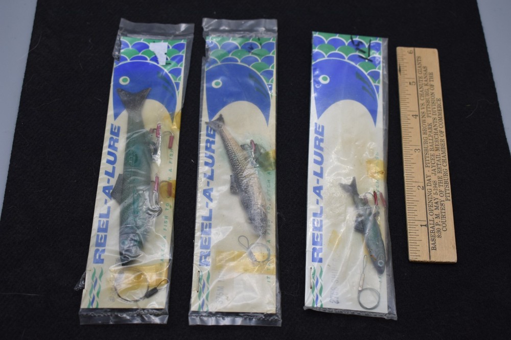 3 Reel-A-Lure Packages w/ 3 types of Fishing Lures.#275s, 375m, 500, Size Varies