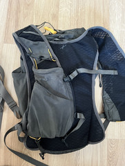 REI Co-op Flash 15 Running Vest Backpack Gray Charcoal Trail Hydration Daypack