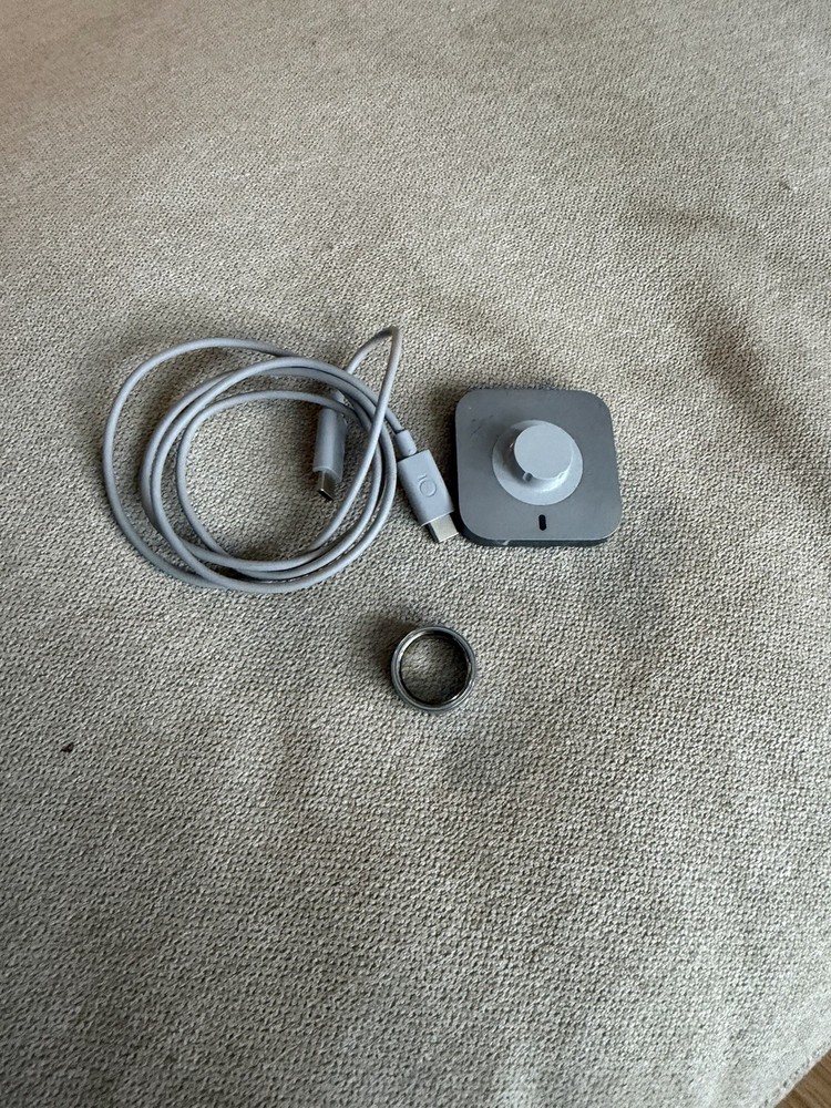 Oura Ring Gen 4, Size 8, Silver