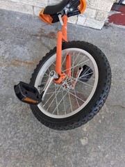 Orange And Black 16&Prime; Unicycle Adjustable Seat 26.5 To 32.5 Unicycle Pre-owned
