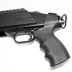 mossberg 590 shockwave pump pistol grip with rear cap sling adapter black