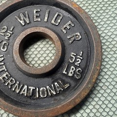 Weider International Single 2.5 kg 5.5 lb Olympic plate Weight change kilo Vtg