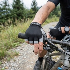 Unisex Half Finger Bike Gloves Breathable Non-Slip Summer Fitness Sports Gloves