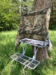 BLACK DEATH Hunting Blind Tree Stand Surround, Camo Forest Fabric – 144&Prime;