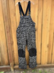 Volcom Snowboarding Snow Bibs Overalls Tiger Camo L Modern Relaxed Vented Lined