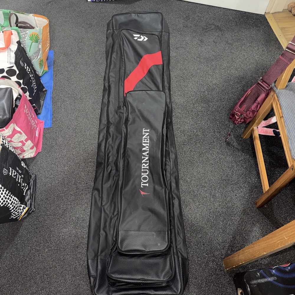 DAIWA TOURNAMENT 8 TUBE ROD HOLDALL x 1 used 3/4 times only vvcg