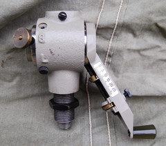 OHAUS MODEL 7200 DU-O-MEASURE POWDER MEASURE