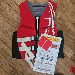 NWT AIRHEAD Swoosh Red Youth 55-88 Pounds Life Jacket Water Safety