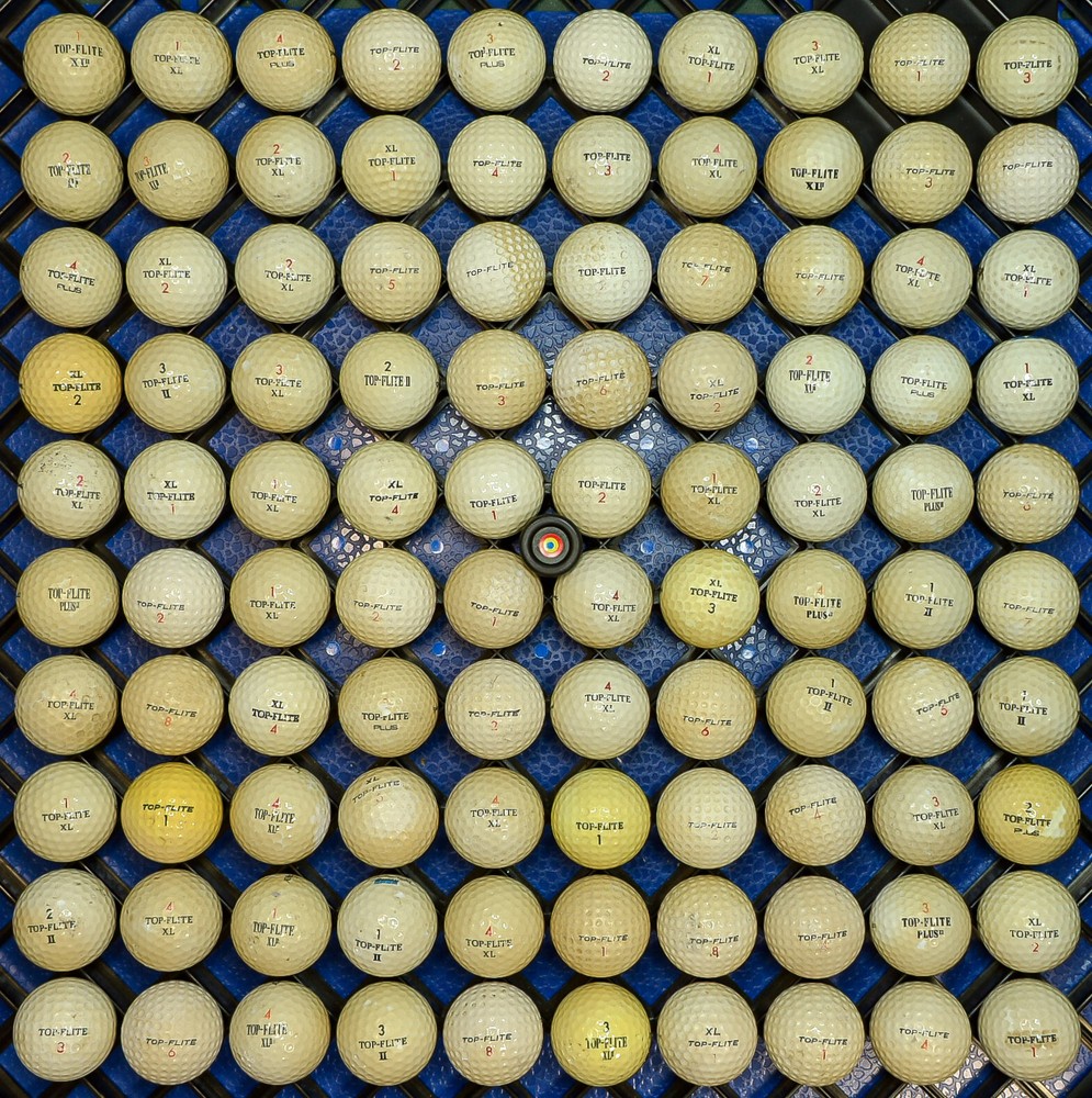 100 Used Vintage TOP-FLITE golf balls. Condition Varies. Lot VGB 02