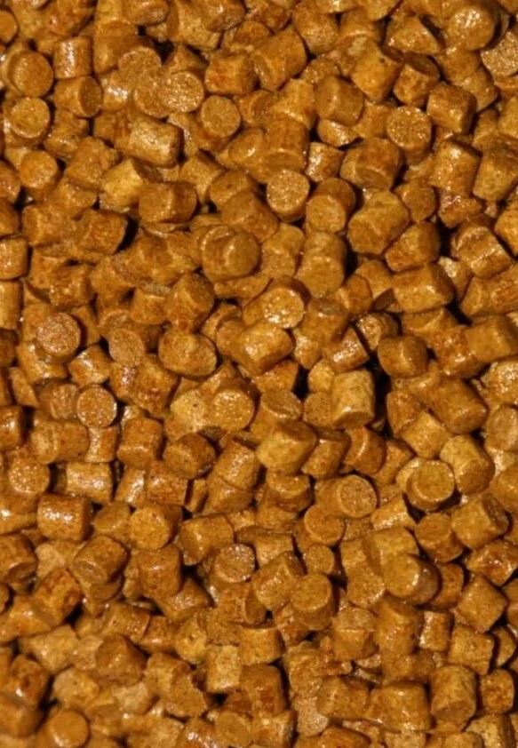 5kg 11mm Monster Crab Flavoured Sinking Pellets