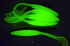 20 COUNT BASS BOSS GLOW IN THE DARK 6 INCH RIBBON WORM-PERFECT TRAILER OR ALONE