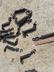 Lot Of (12) T-Bar JC Conner Style Trapping Shock Springs With Swivels