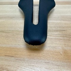 New Takeoff Berk Dila 2x Padded Artificial Leather 7x9mm Carbon Rails 140 Saddle