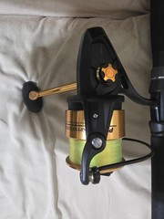 Penn Spinfisher V 9500 Spinning Reel Front Drag 4.2:1 Right Retrieve Black/Gold