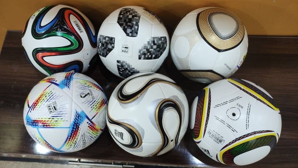 Lot of 6 Official Adidas Soccer Balls Size 5 Training Match Footballs