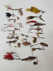 (22) Vintage Unknown Spinners in-Line Fishing Lures Lot of 22