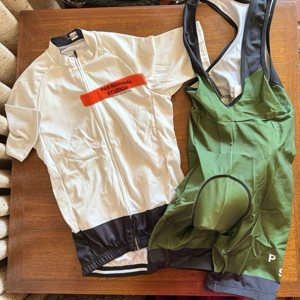UNBRANDED GENERIC Women’s Cycling Bib Shorts Jersey KIT Xsmall XS READ