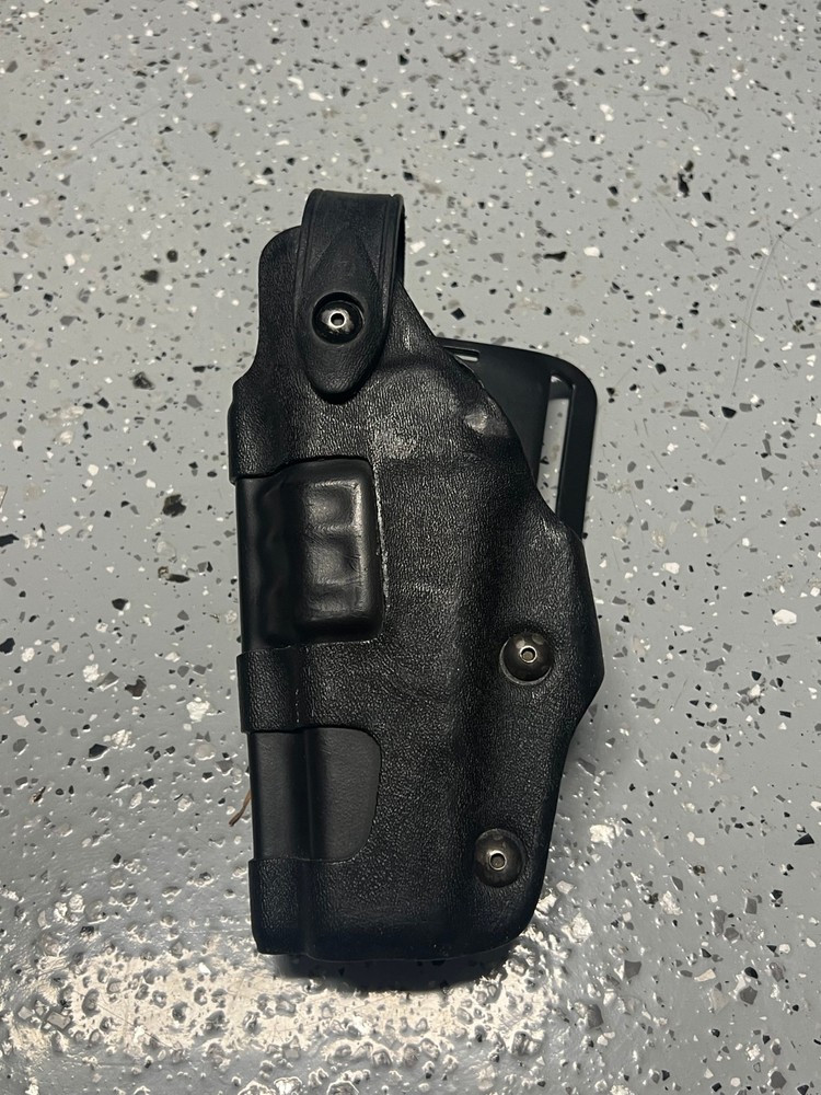 Safariland 6270-383 Level II SLS Mid-Ride Duty Holster Glock 20/21 – LH
