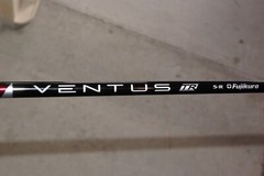 New 46.5&Prime; Fujikura Ventus Blue TR 5R 55G blue/blk Reg. shf w/ Taylormade sleeves