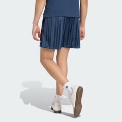adidas men Italy EQT Shorts