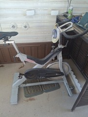 Star Trac V-bike Aerobic Training Cycle Exercise Bike Adjustable Seat Gray/Black