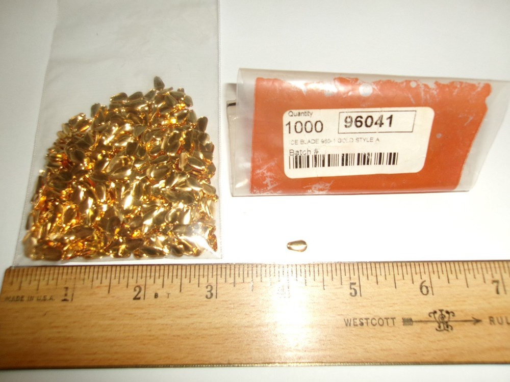 *READ* Unknown Quantity ~1/4&Prime; Gold T1 Teardrop Ice Jig Blades Lure