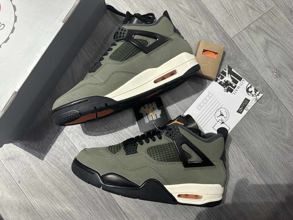 NEW (Men&rsquo;s) Undefeated X Jordan 4 Black green IB1519-200 – Size US 7-12