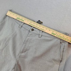 Travis Mathew Gray Heathered Herringbone Casual Shorts Size 38 Golf Walking