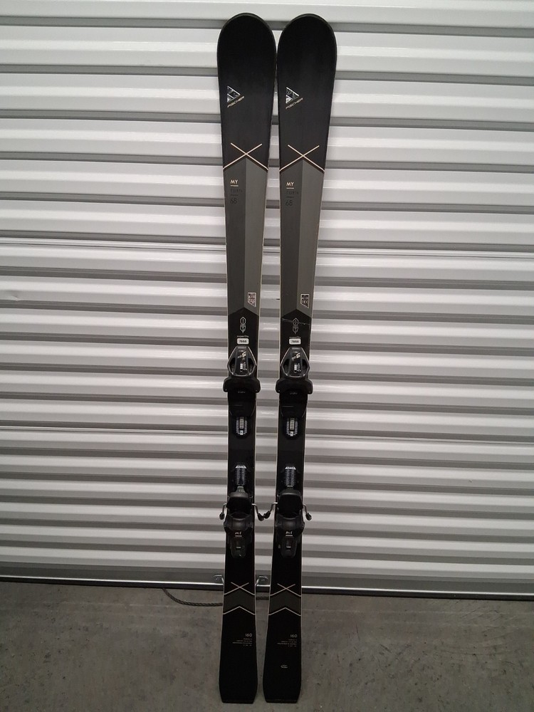 Fischer My Turn 68 Women&rsquo;s Skis 160cm Fischer RS9 Adjustable Demo Bindings