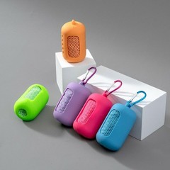 Quick-Drying Portable 30*90cm Cooling Sport Towel with Cylindrical Silicone Case