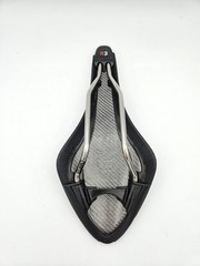 Fizik Arione R3 Regular Carbon Fiber Road Bike Saddle 126mm w/ K:ium Alloy Rails