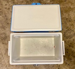 VINTAGE COLEMAN COOLER 1989 METAL PLASTIC STEEL BELTED 54 ROUGH SHAPE USA *READ*