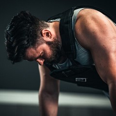 F&F Fitness Adjustable Weight Vest – Includes 2 F&F STEEL Weight Vest Plates