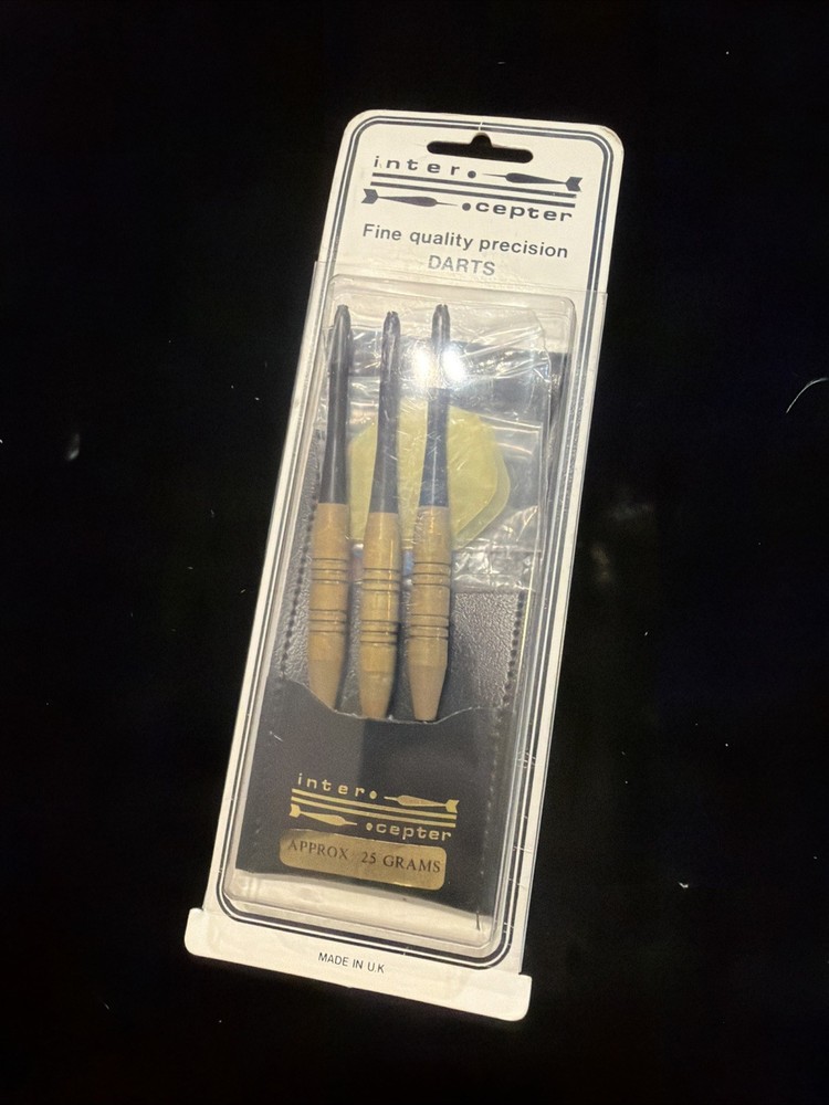 Vintage Target Brass Darts 20g Made in England with Classic Leather Case