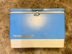 VINTAGE COLEMAN COOLER 1989 METAL PLASTIC STEEL BELTED 54 ROUGH SHAPE USA *READ*
